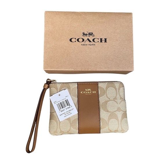 NWT Coach Signature Leather Zip Wristlet - Picture 1 of 6